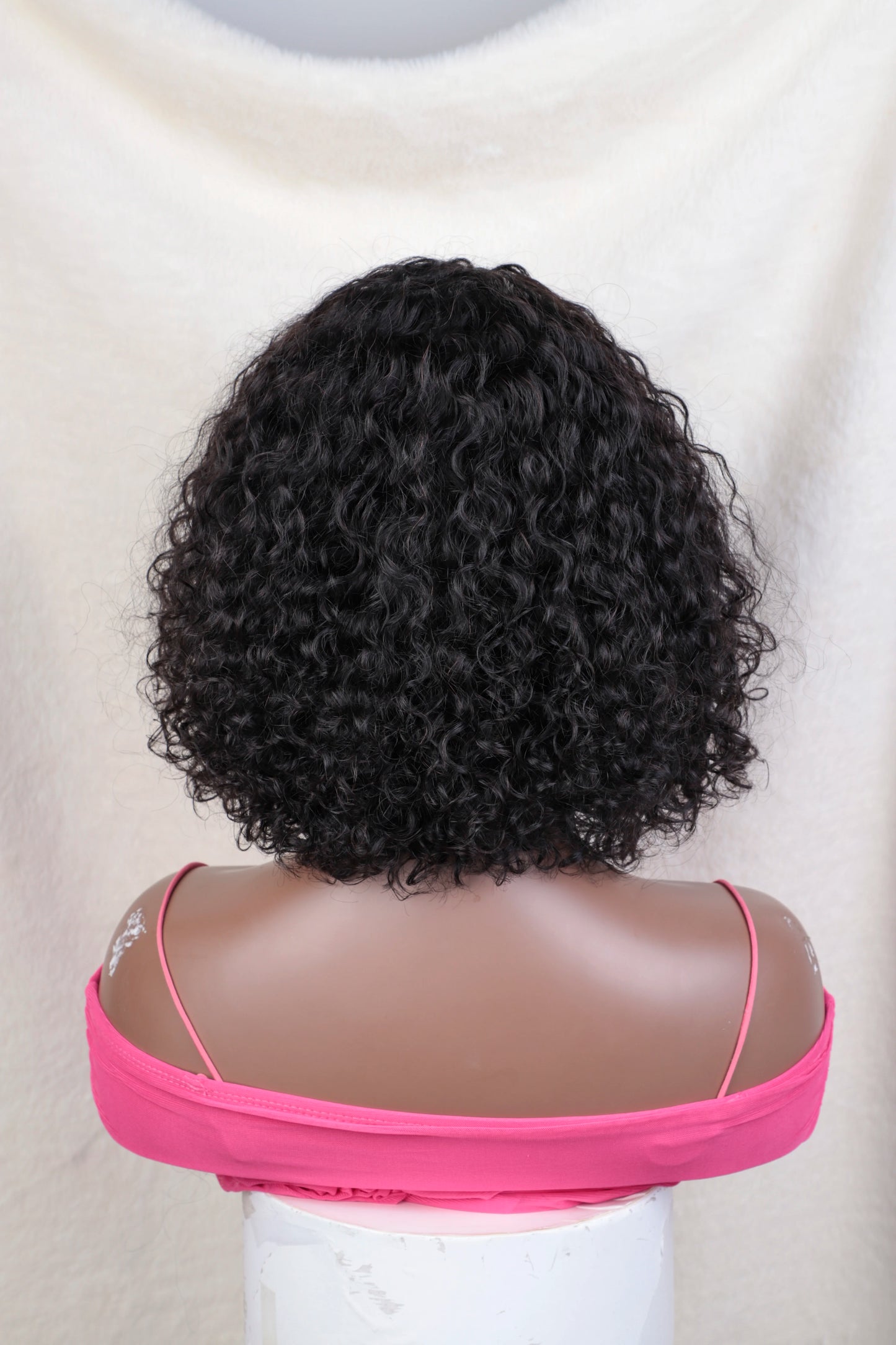 Jerry Short Pixie Bob Wig – Peruvian Human Hair, Honey Highlights